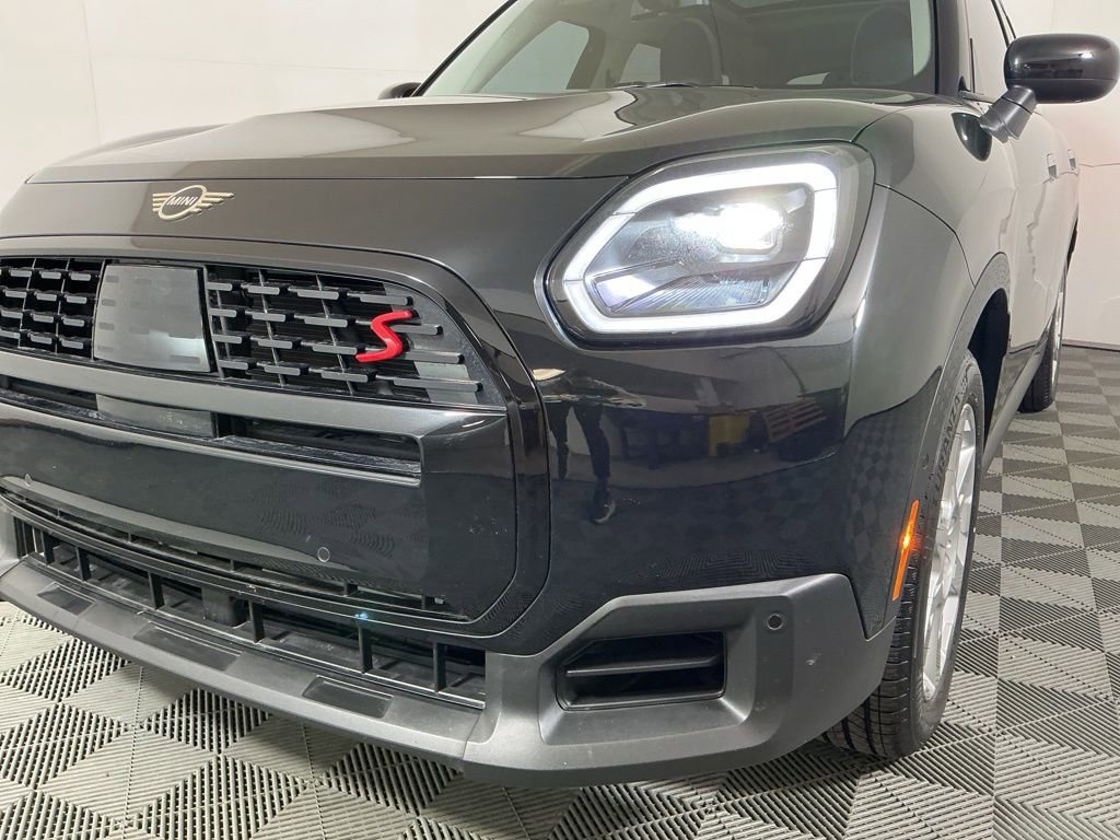 Certified 2025 MINI Cooper Countryman S image 8