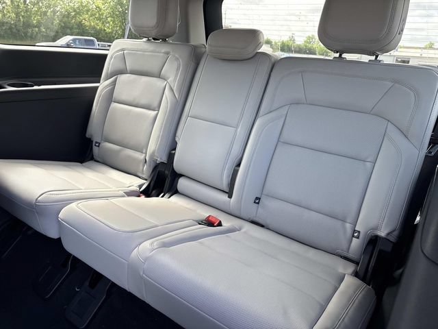 New 2026 Lincoln Navigator L Reserve w/ Jet Appearance Package AWD/4WD image 19