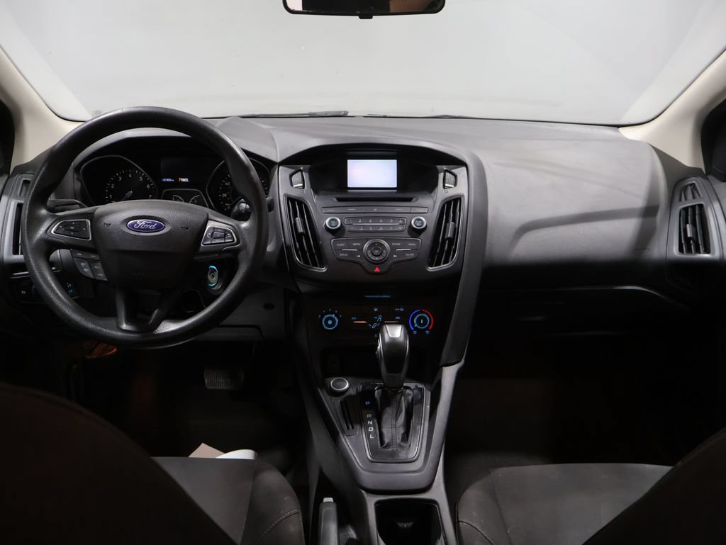 Used 2016 Ford Focus SE FWD image 15
