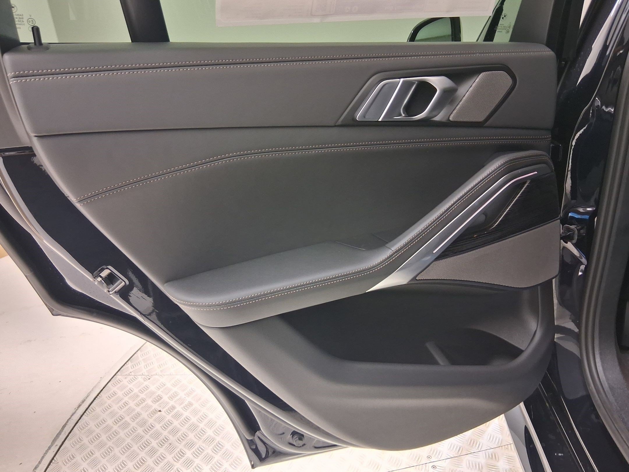 New 2027 BMW X6 xDrive40i AWD/4WD image 27