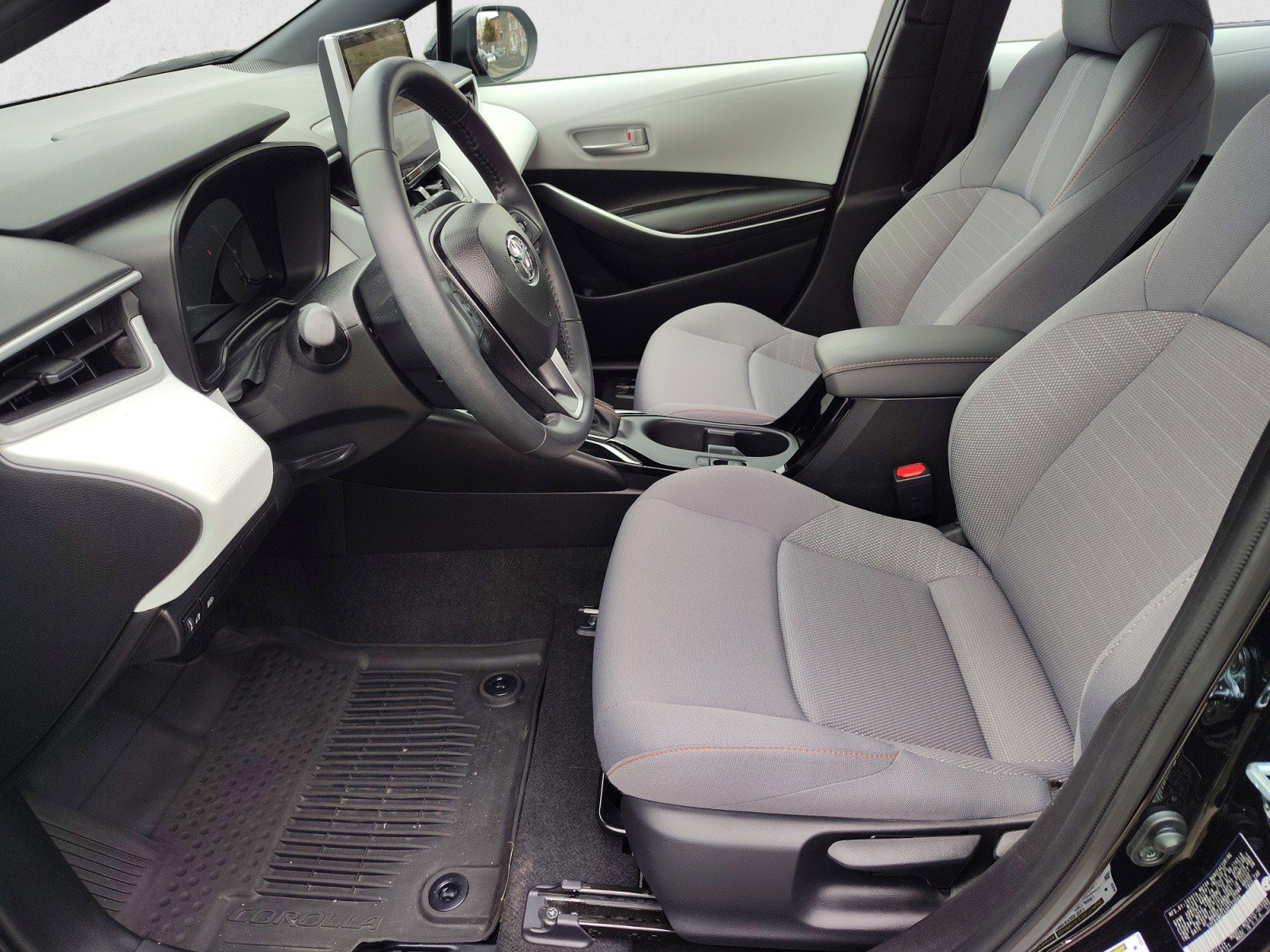 Used 2025 Toyota Corolla FX w/ Convenience Package FWD image 11