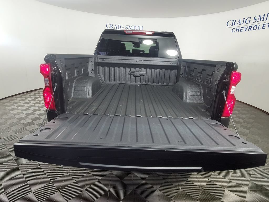 New 2026 Chevrolet Silverado 1500 Custom Trail Boss w/ Turbomax Blackout Package AWD/4WD image 13