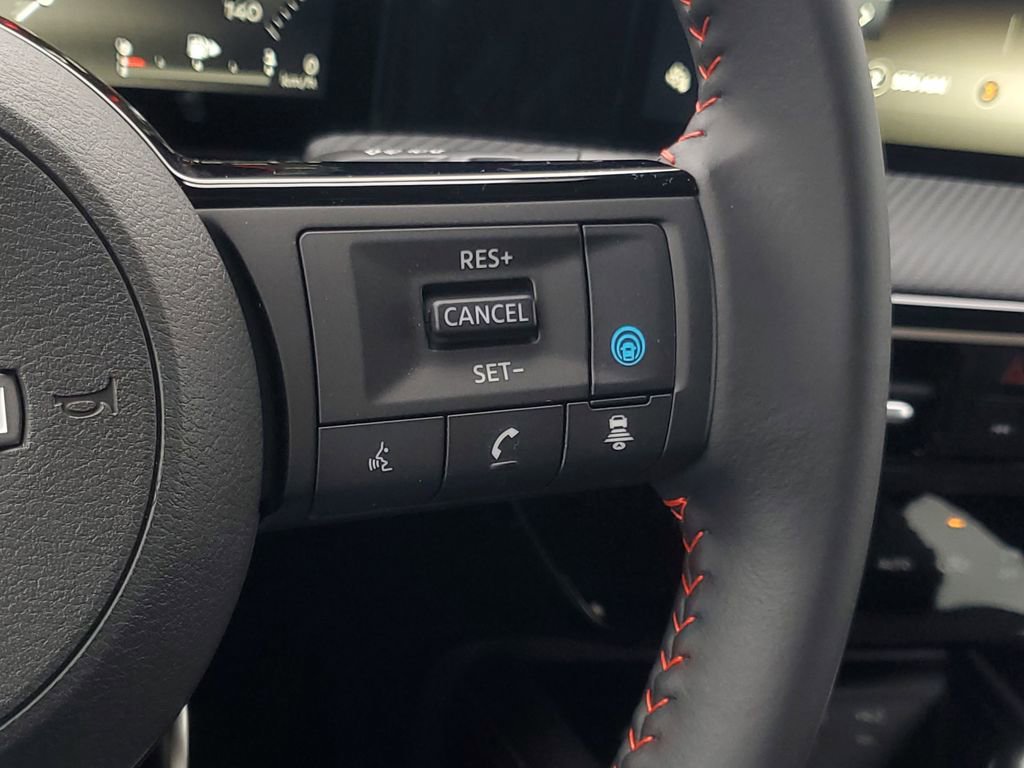 New 2025 Nissan Kicks SR image 18