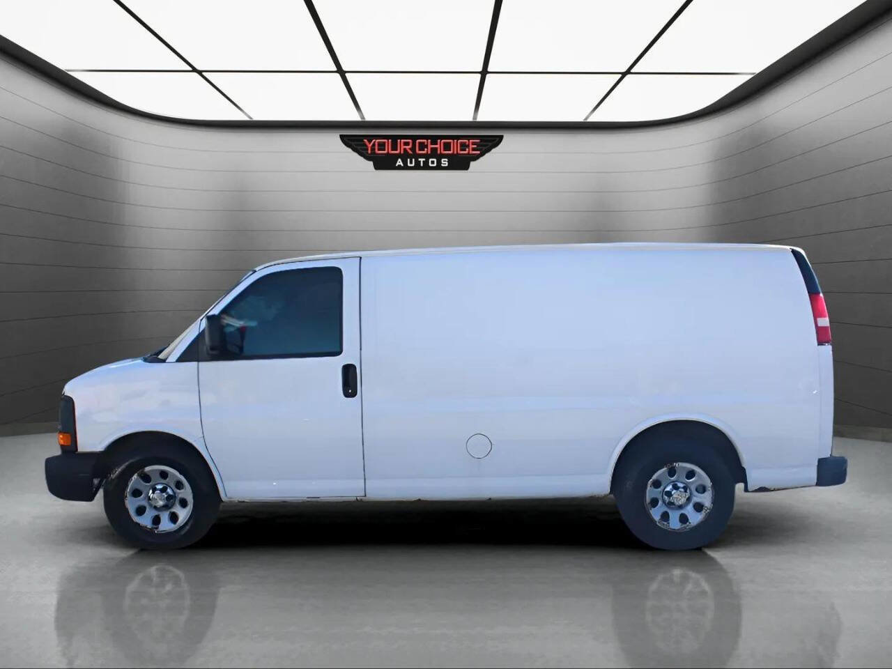 Used 2012 Chevrolet Express 1500 AWD image 7