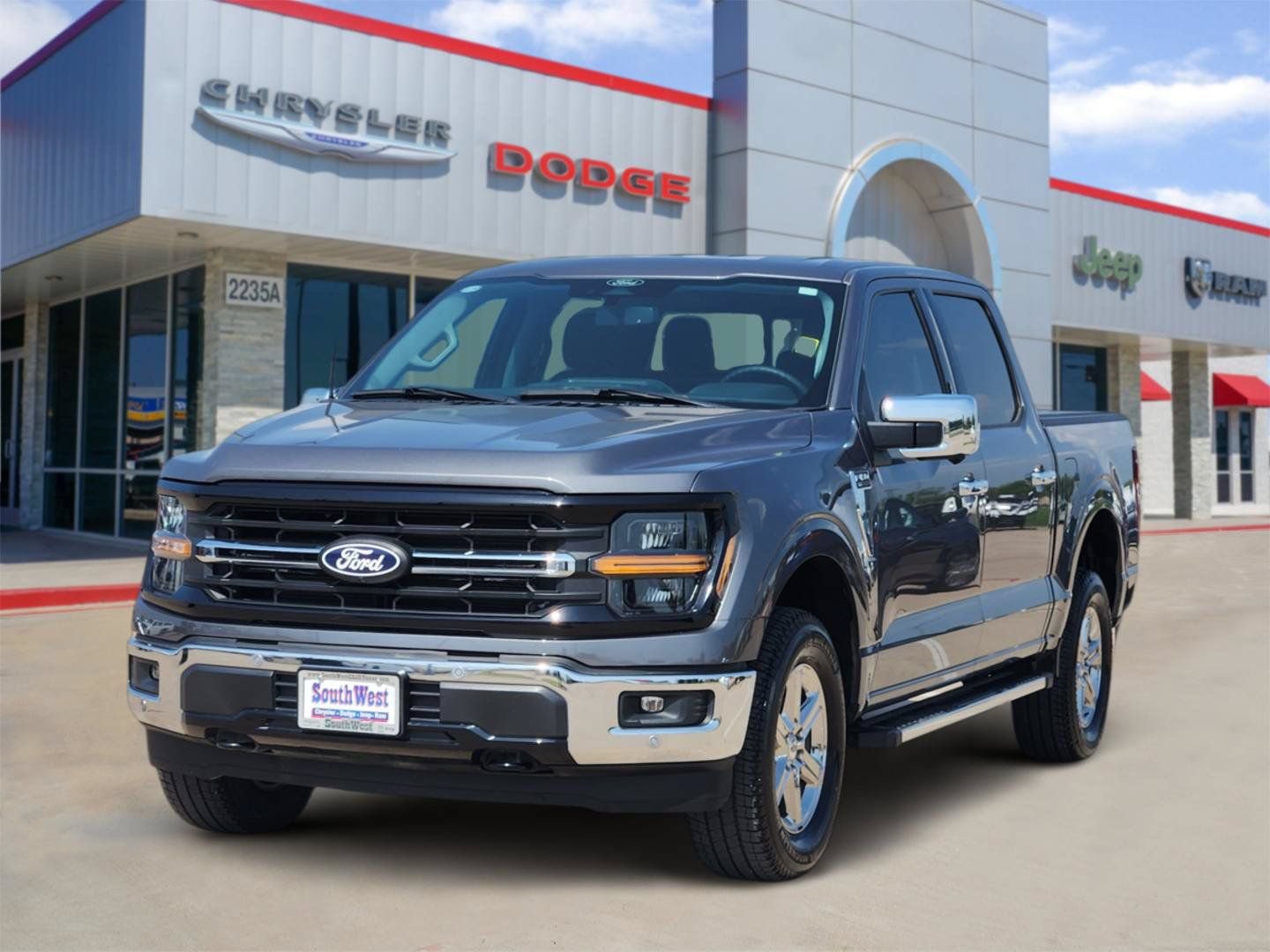Used 2024 Ford F150 XLT w/ Equipment Group 302A MID AWD/4WD video 2