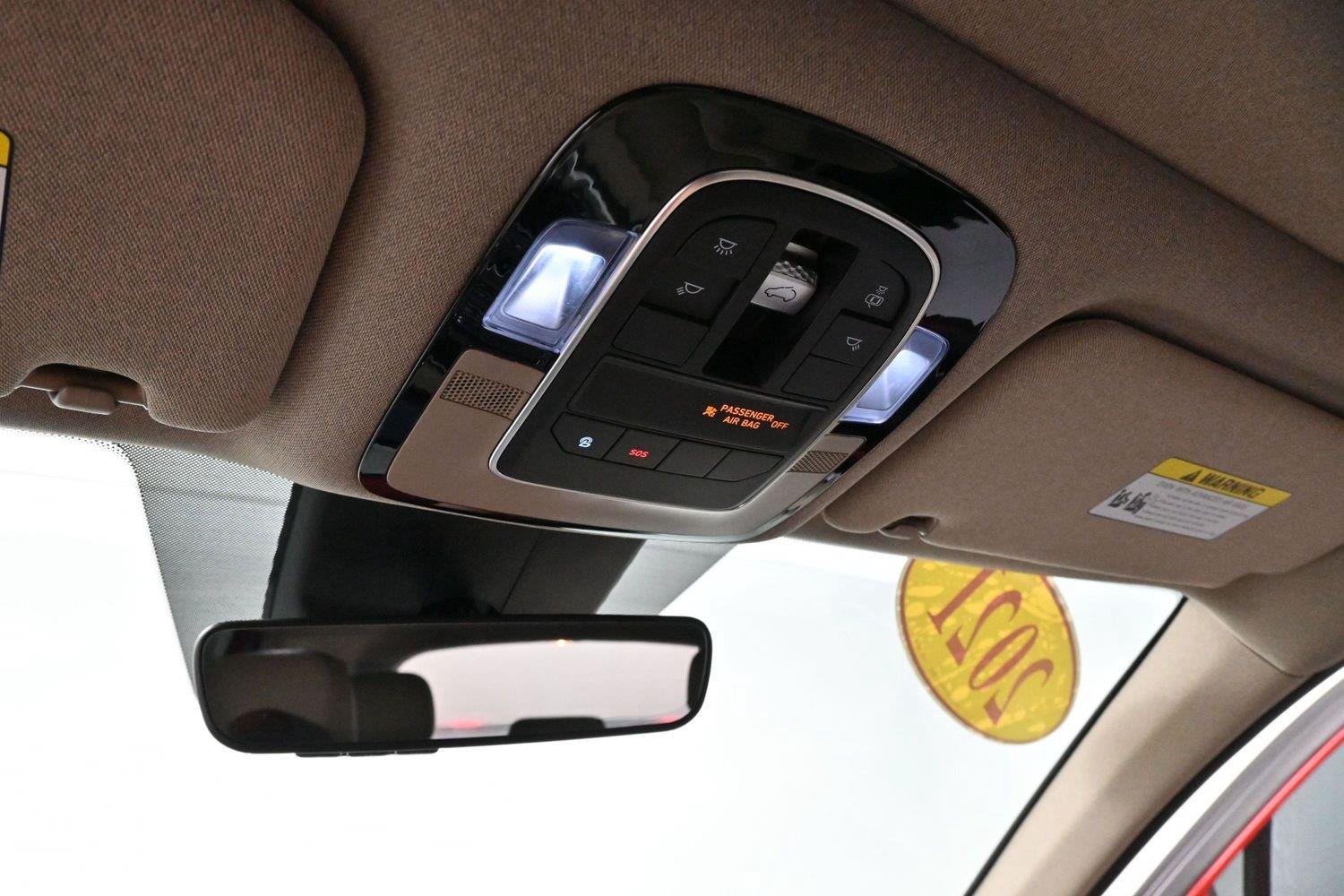 Used 2021 Hyundai Santa Fe Limited FWD image 29