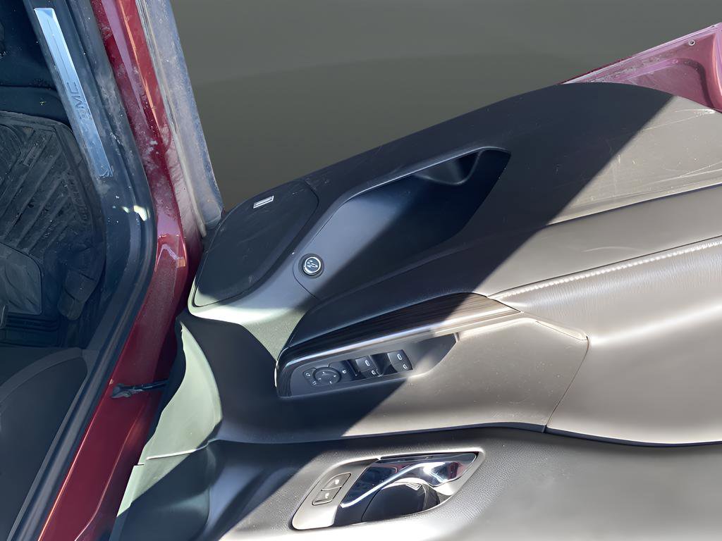 Used 2018 GMC Acadia SLT image 10