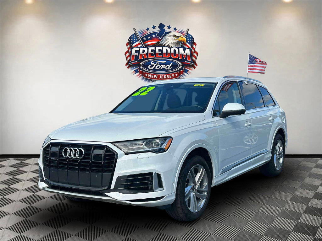 Used 2022 Audi Q7 3.0T Premium Plus w/ Premium Plus Package AWD/4WD image 2