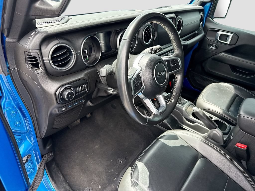 Used 2021 Jeep Wrangler Unlimited Sahara AWD/4WD image 10