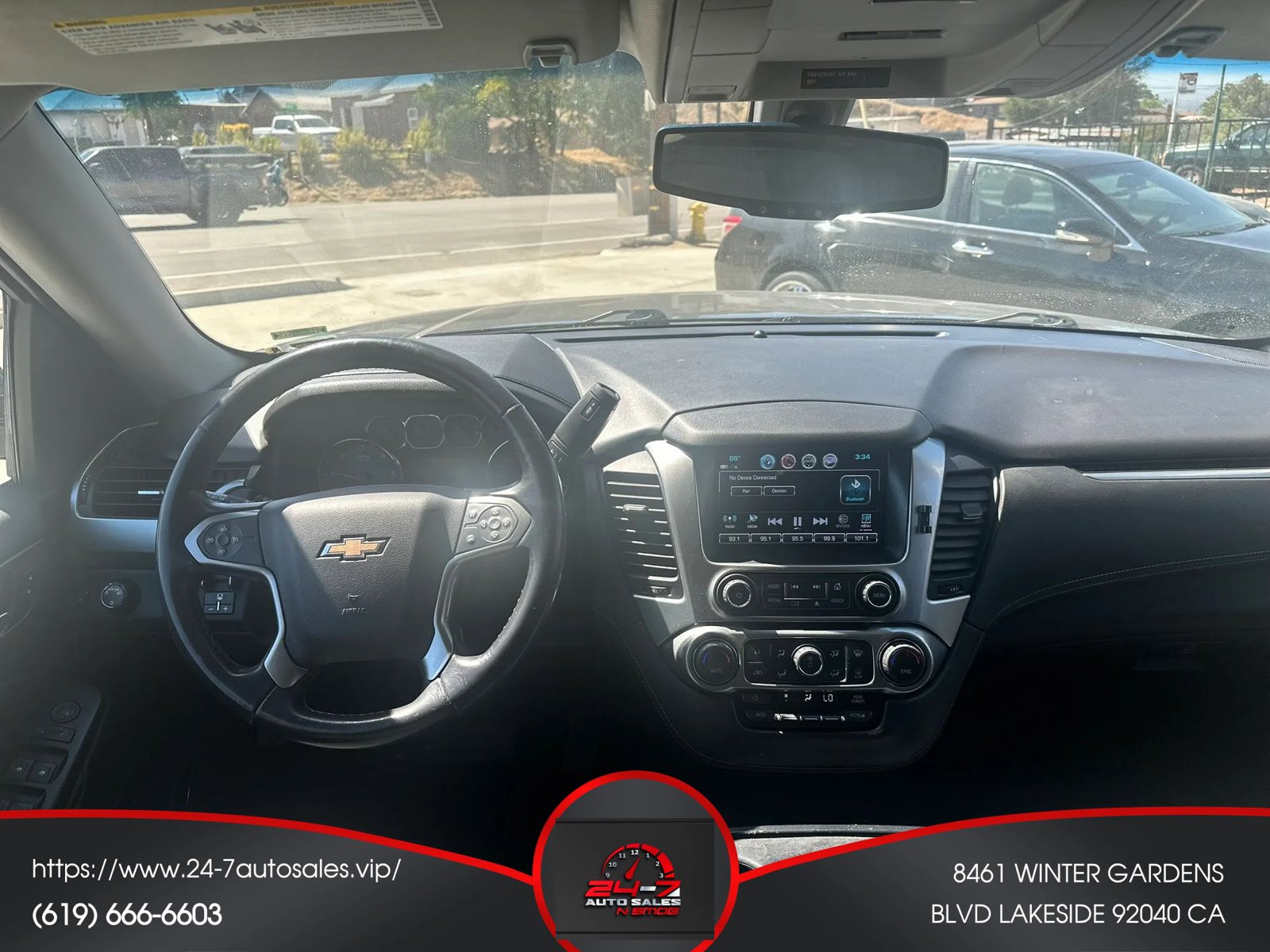 Used 2019 Chevrolet Suburban LS w/ All-Season Package RWD image 16