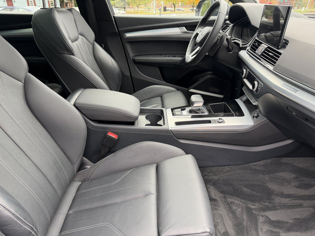 Used 2024 Audi Q5 2.0T Premium Plus w/ Premium Plus Package AWD/4WD image 20