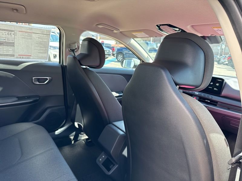 New 2026 Kia K4 LXS image 12