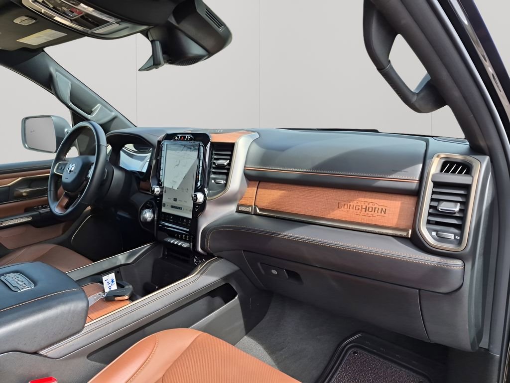 Used 2023 RAM 1500 Limited image 14