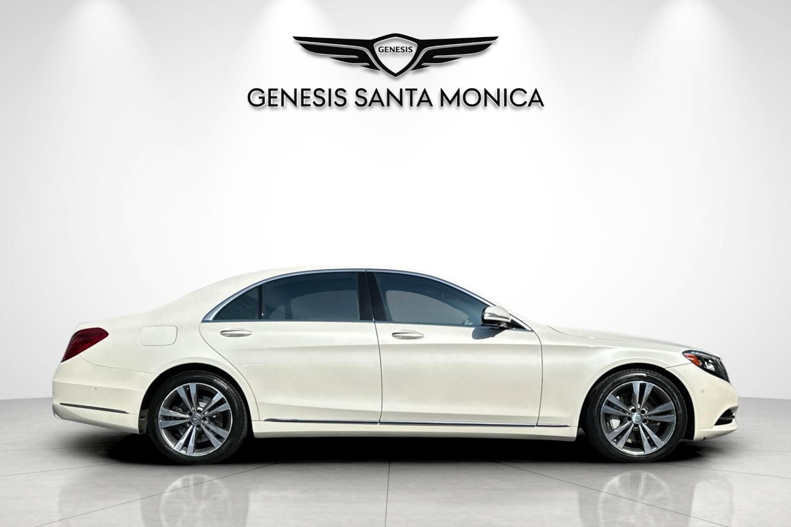 Used 2016 Mercedes-Benz S 550 Sedan image 3