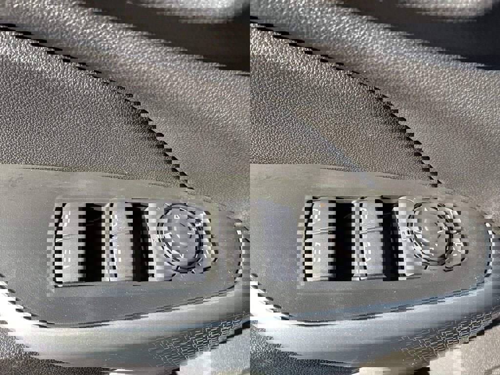 New 2026 Chevrolet Trax LS w/ LS Convenience Package image 23