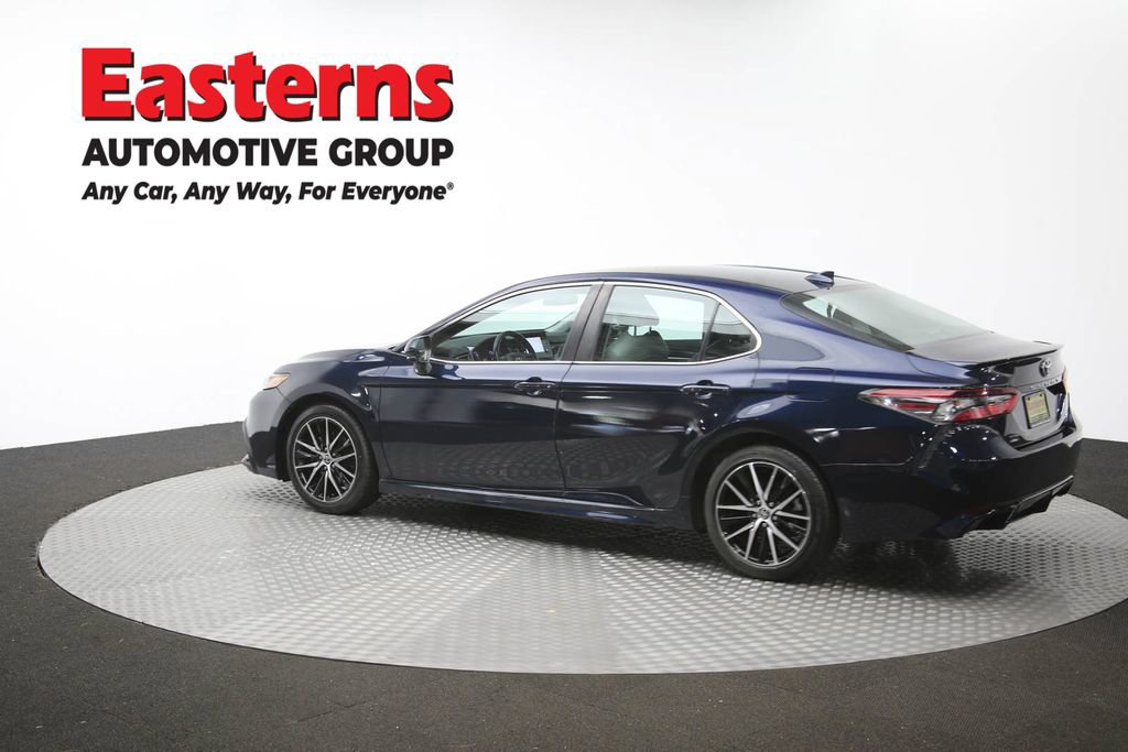 Used 2021 Toyota Camry SE image 62