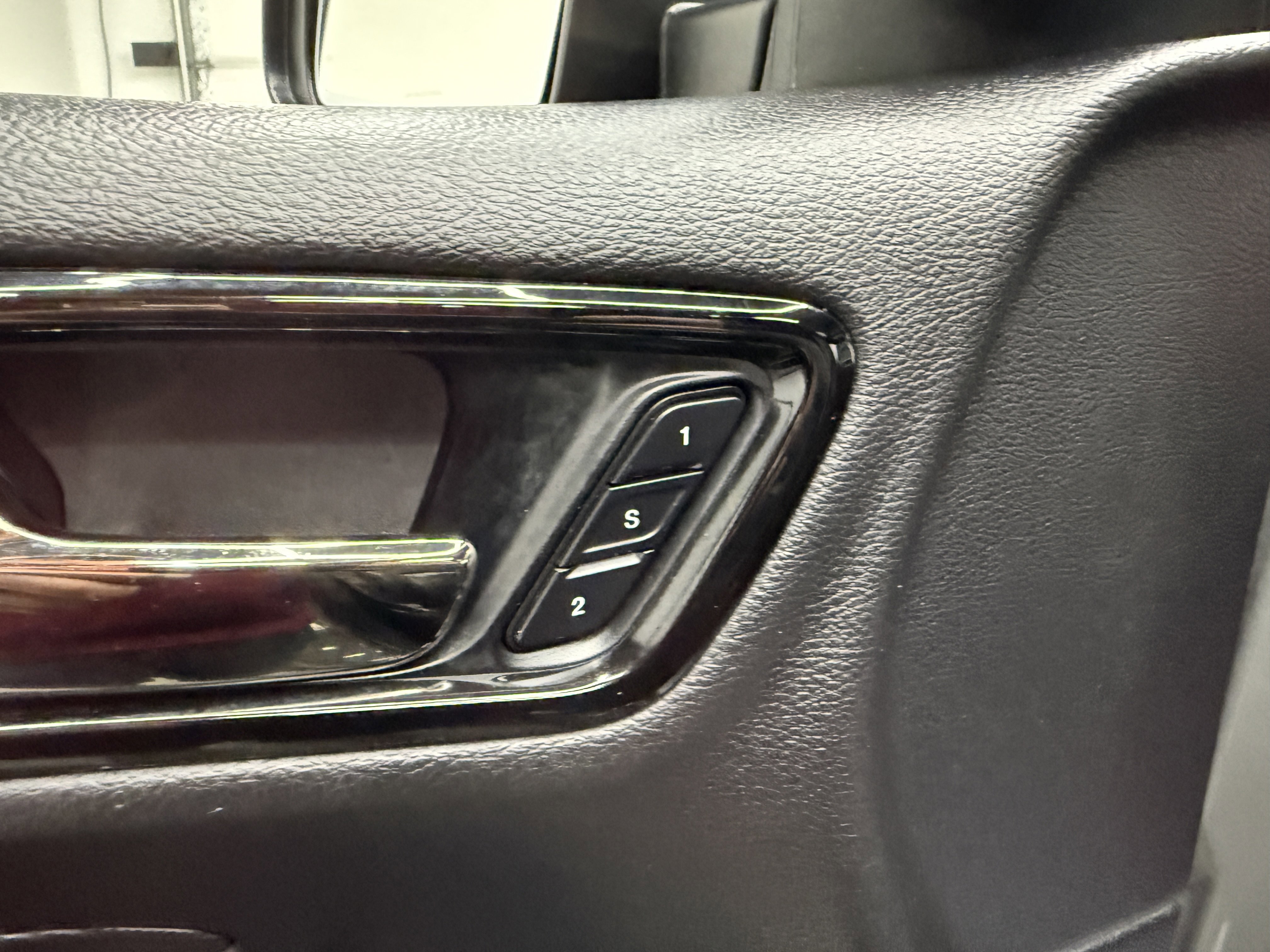 Used 2023 Dodge Durango R/T w/ Blacktop Package image 14