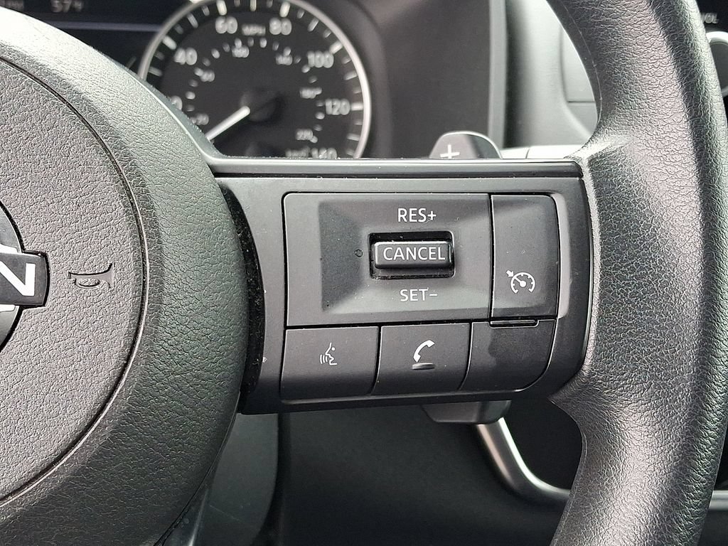 Used 2024 Nissan Rogue S AWD/4WD image 21
