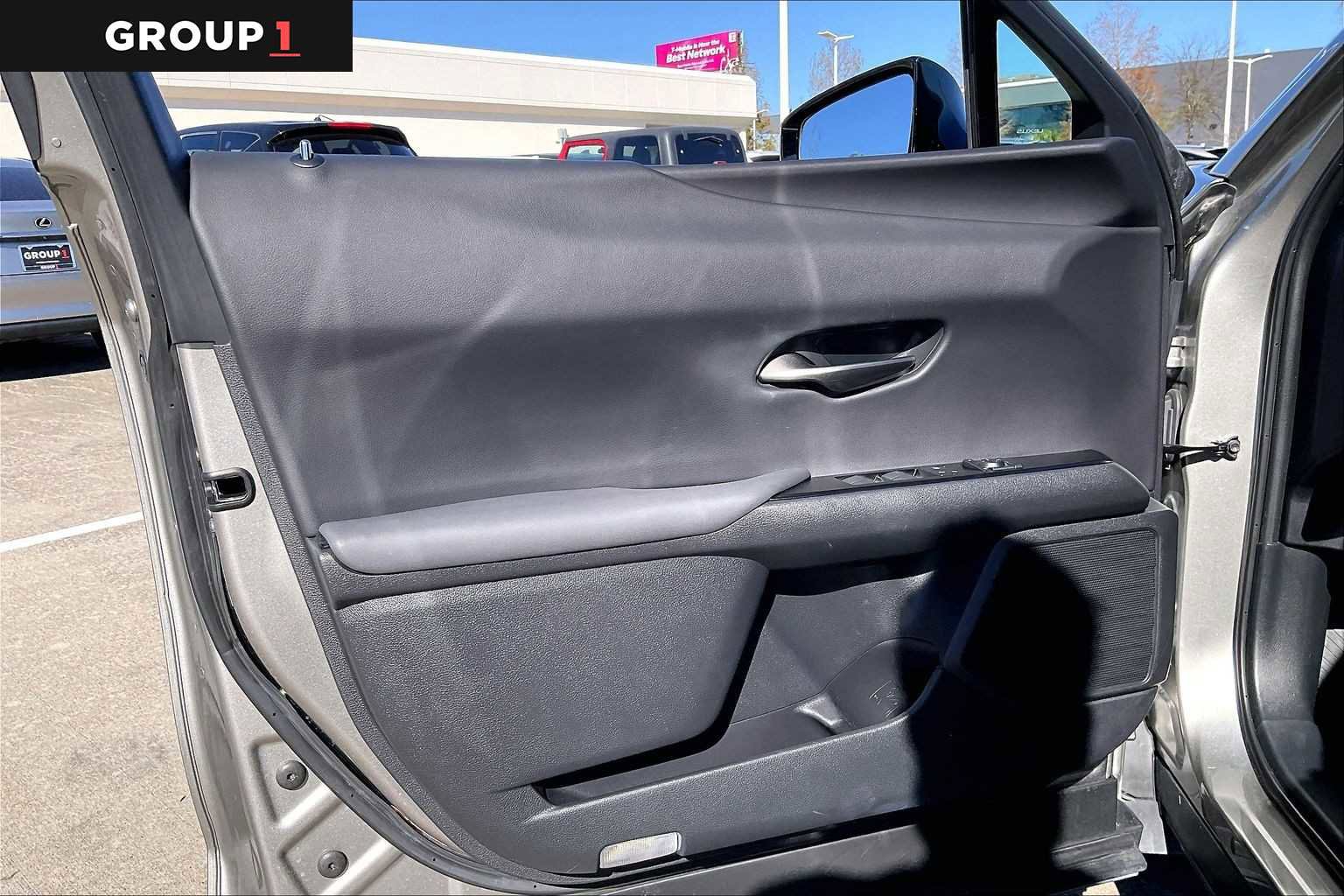 Certified 2020 Lexus UX 200 F Sport image 19