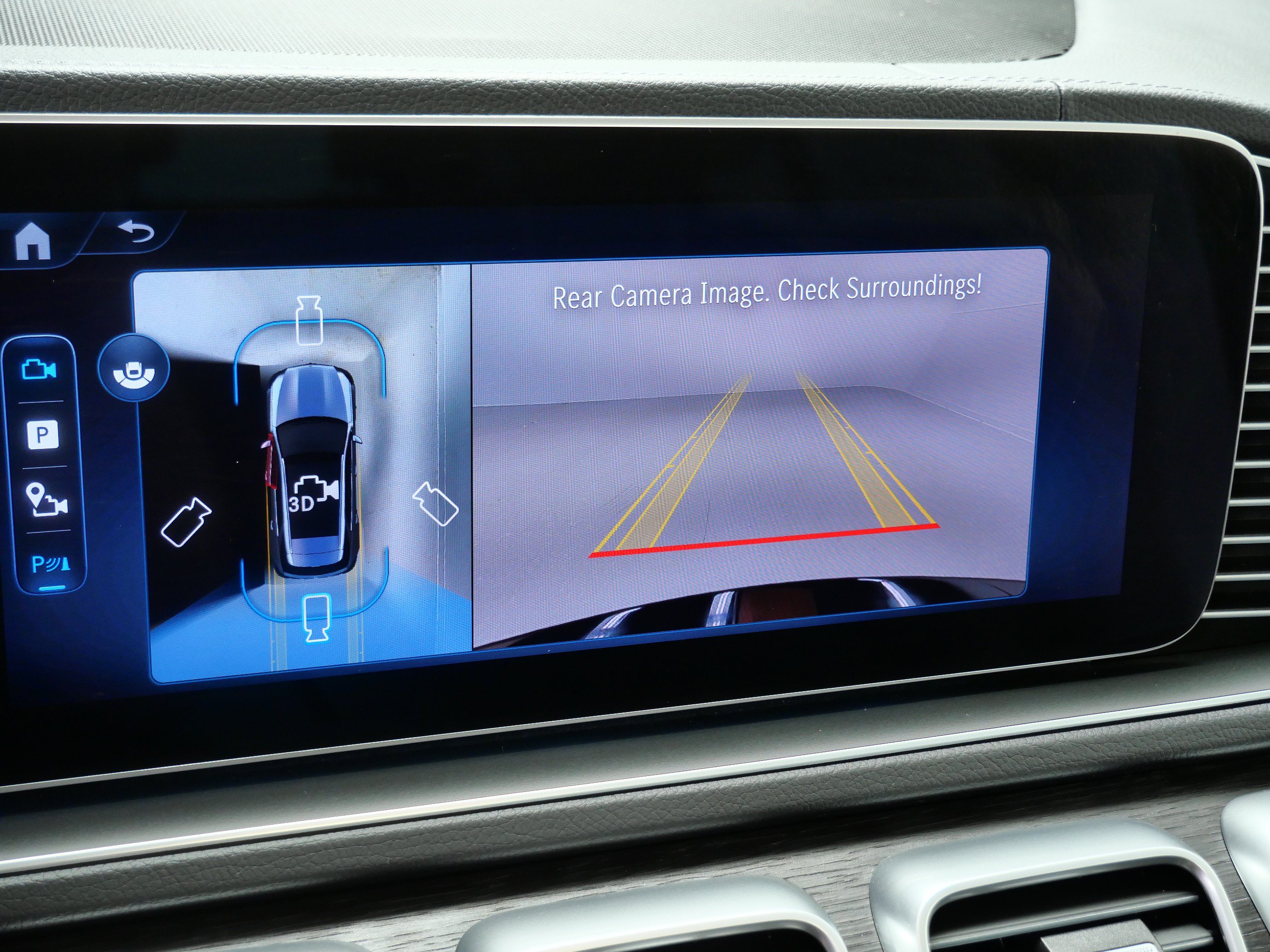 Certified 2025 Mercedes-Benz GLE 450e 4MATIC w/ Winter Package image 28