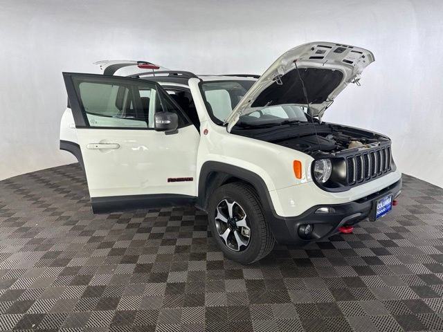 Used 2019 Jeep Renegade Trailhawk w/ Cold Weather Group II AWD/4WD image 15