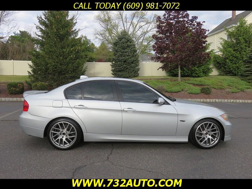 Used 2006 BMW 330i Sedan RWD image 4