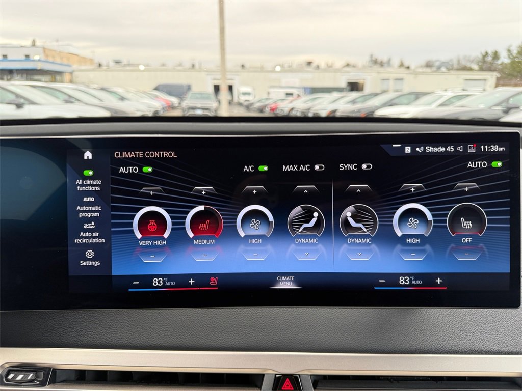 Used 2023 BMW iX xDrive50 w/ Ultimate Package 2 image 16