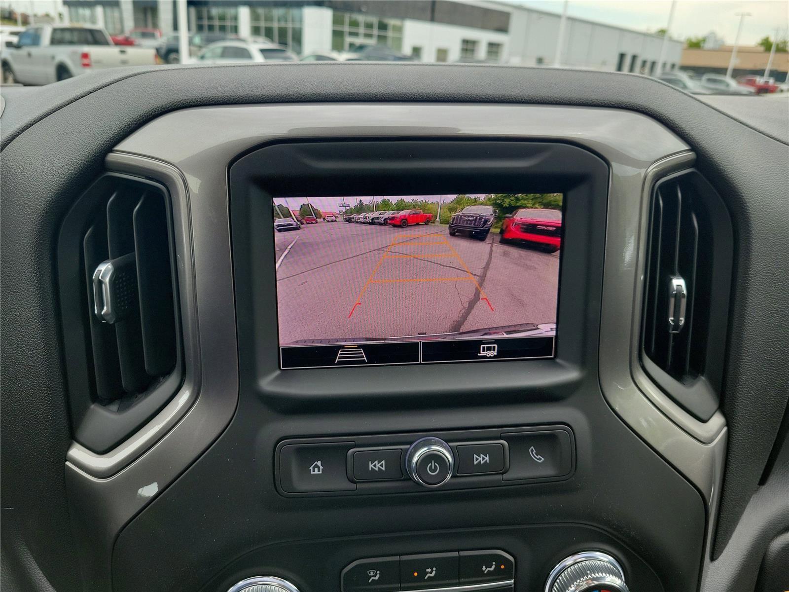 New 2026 GMC Sierra 1500 Pro w/ Pro Value Package AWD/4WD image 18
