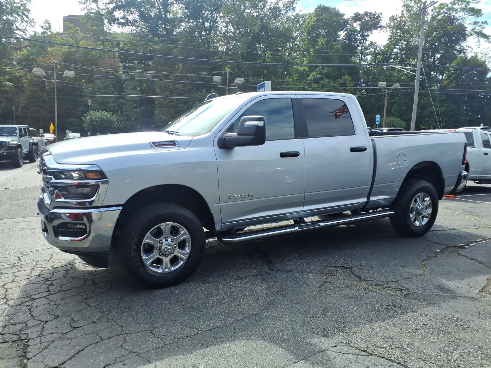 Certified 2026 RAM 2500 Big Horn AWD/4WD image 8