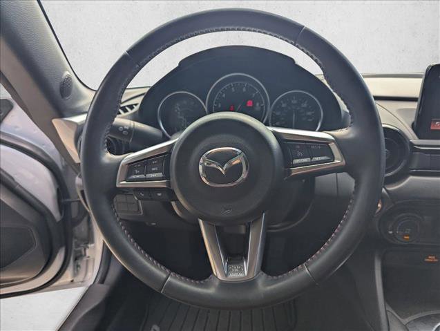 Used 2018 MAZDA MX-5 Miata Club image 11