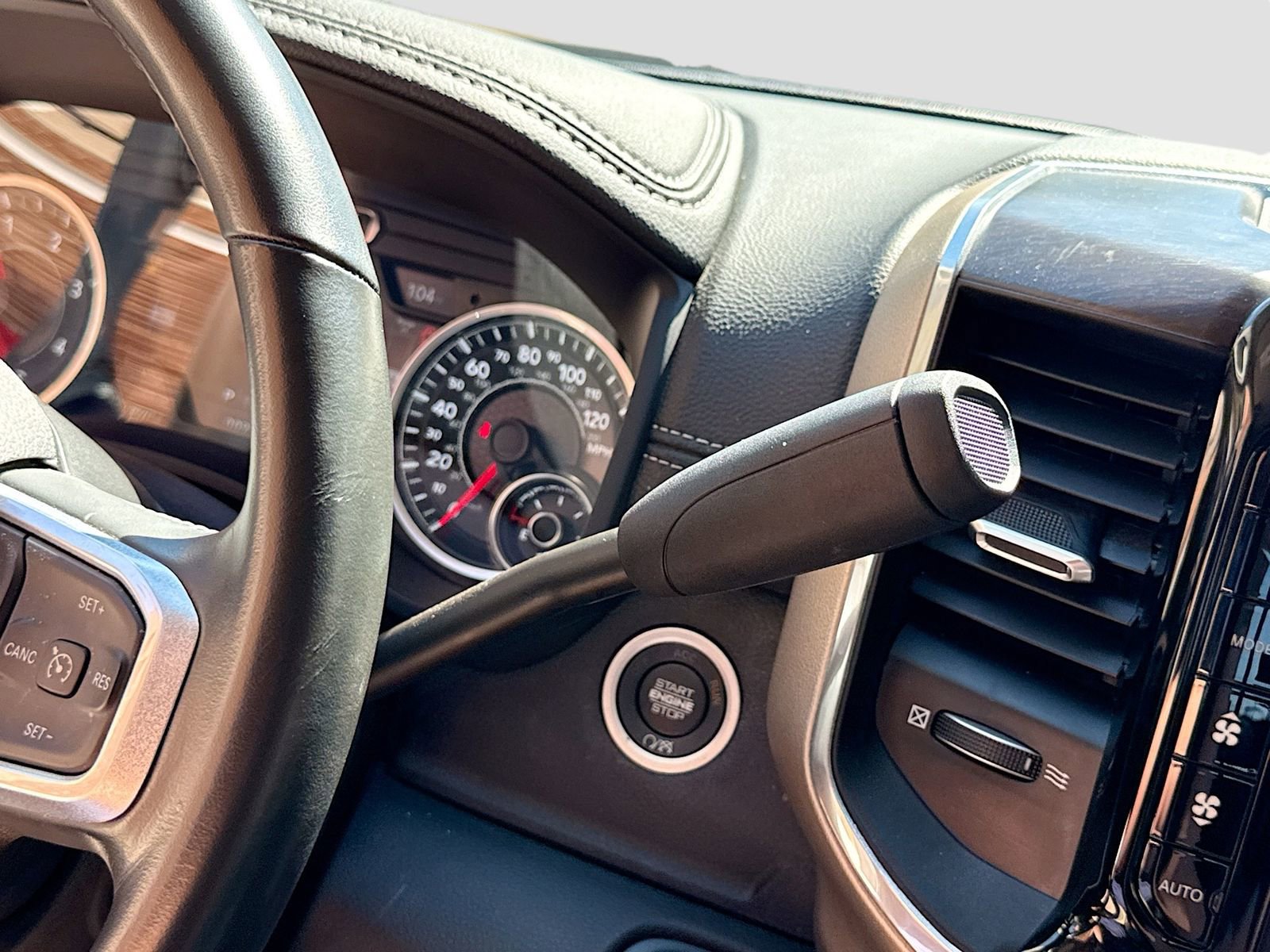 Used 2023 RAM 3500 Laramie image 16