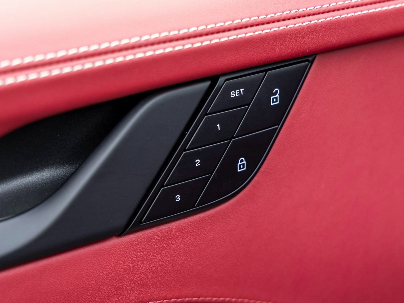 Certified 2024 Porsche 911 Targa 4 GTS image 27