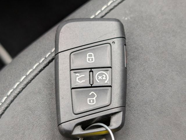 Used 2024 Volkswagen Taos SE FWD image 27