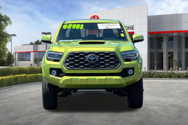 Certified 2023 Toyota Tacoma TRD Sport w/ TRD Premium Sport Package AWD/4WD image 11