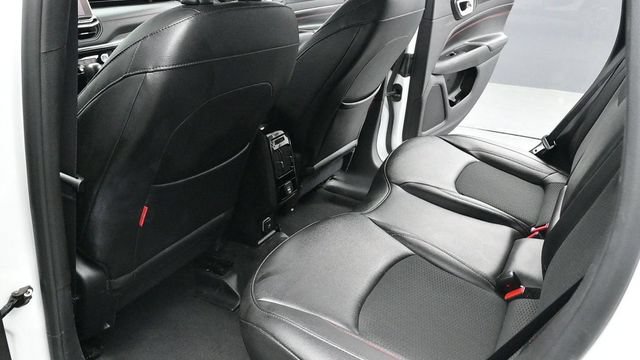 Used 2025 Jeep Compass Trailhawk AWD/4WD image 12