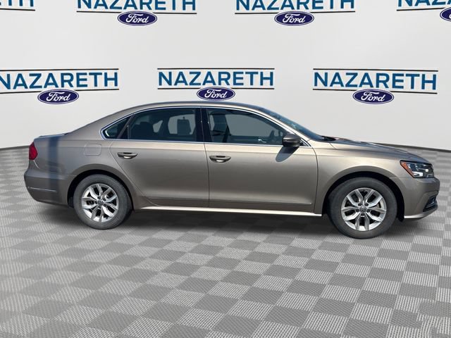 Used 2016 Volkswagen Passat 1.8T S FWD image 8