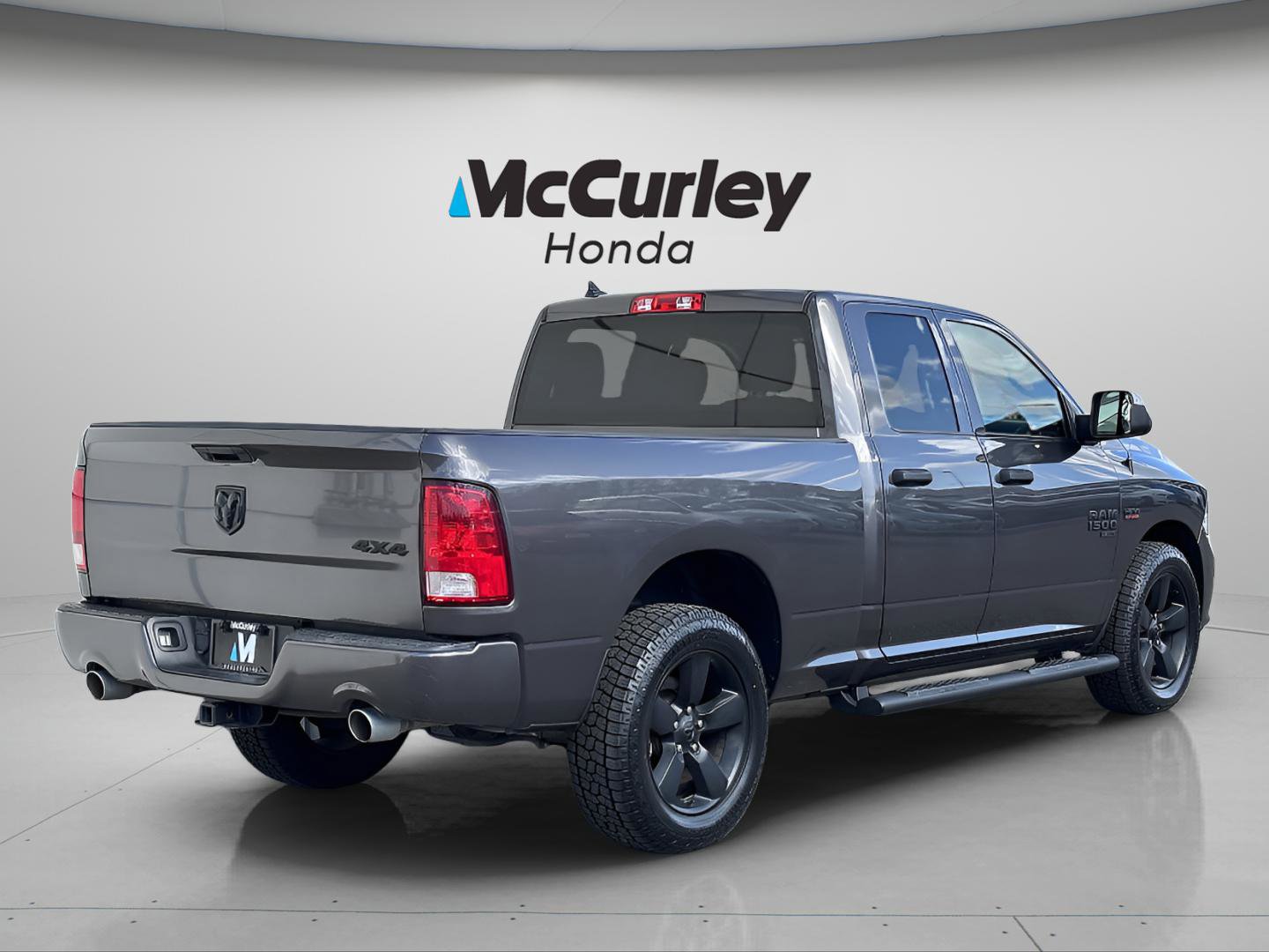 Used 2021 RAM 1500 Express image 6
