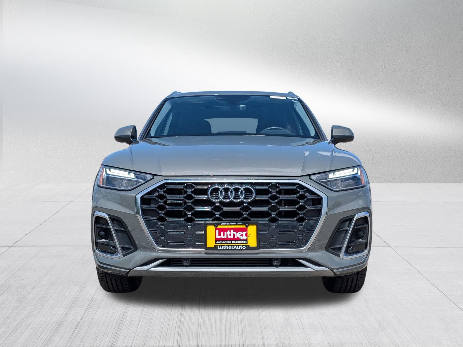 Used 2023 Audi Q5 e Premium w/ Convenience Package AWD/4WD video 2