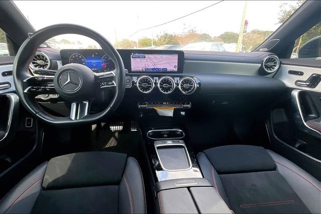 New 2025 Mercedes-Benz CLA 250 image 4