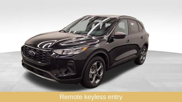 Used 2025 Ford Escape ST-Line image 4