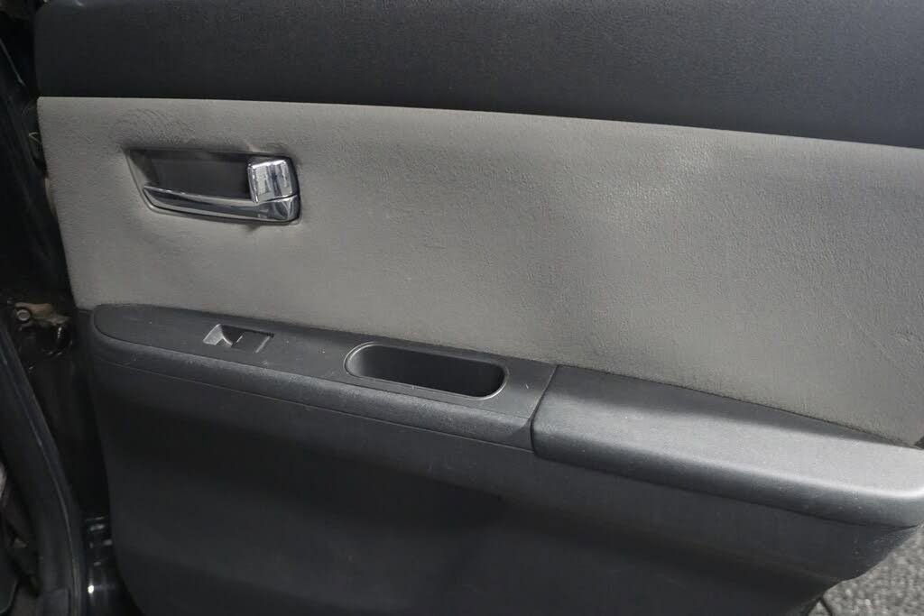 Used 2010 Nissan Sentra 2.0 S w/ Convenience Pkg FWD image 23