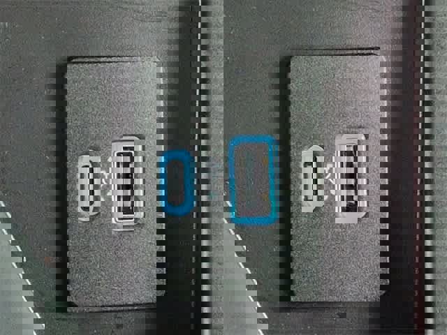 Used 2023 Ford F150 Lariat w/ Equipment Group 502A High image 32