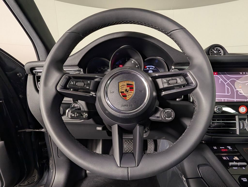 New 2026 Porsche Macan image 37