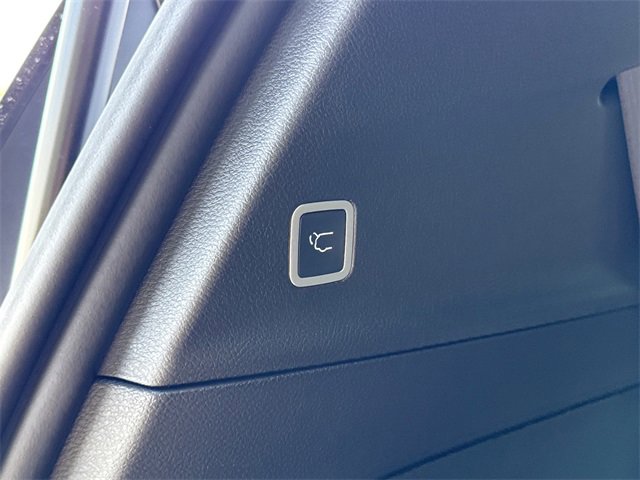 New 2026 Chrysler Pacifica Select image 34