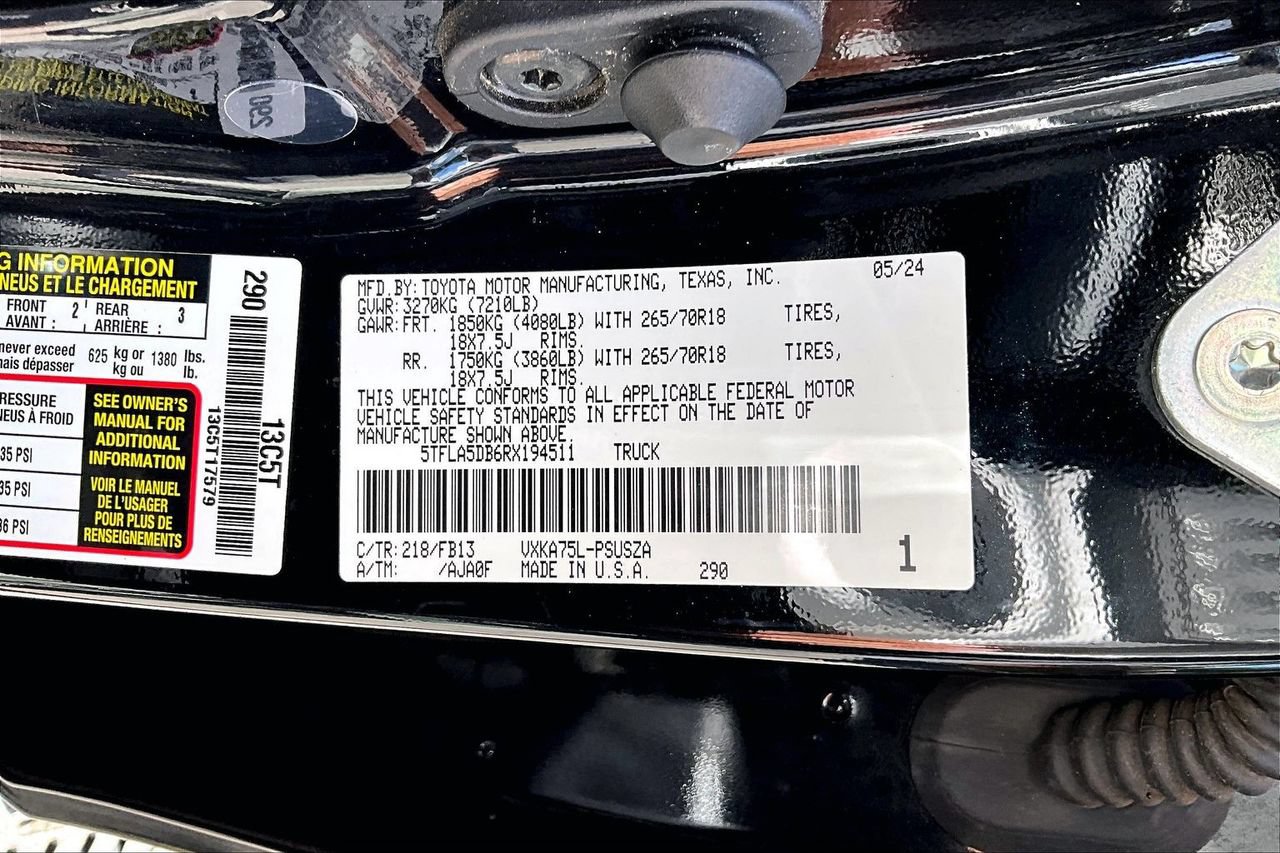 Used 2024 Toyota Tundra SR5 w/ SR5 Convenience Package AWD/4WD image 16