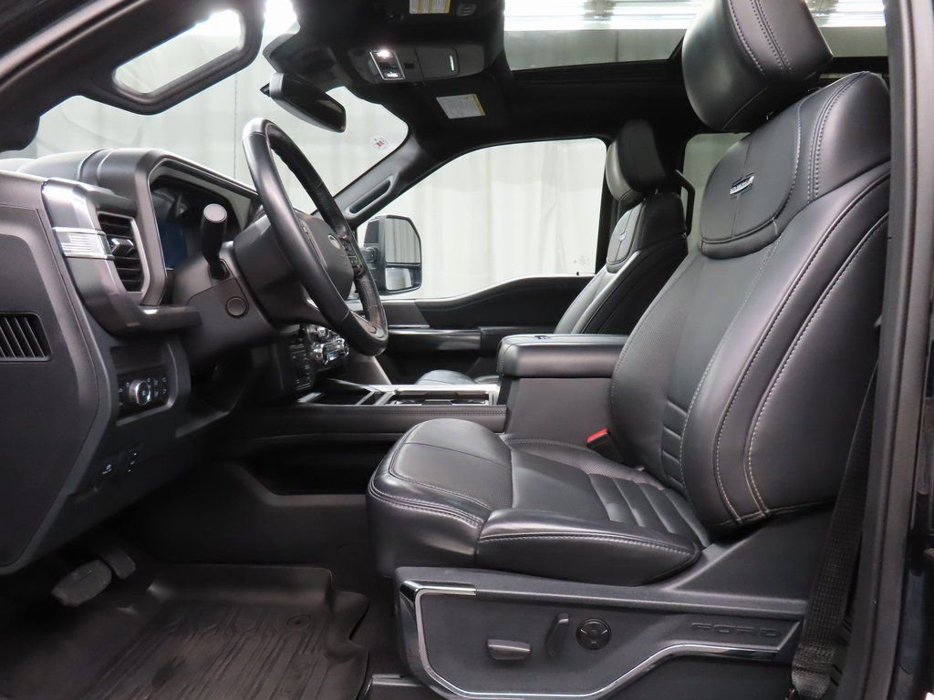 Used 2025 Ford F250 Platinum image 12