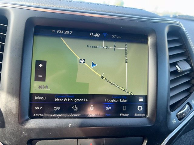 Used 2021 Jeep Cherokee Latitude Lux w/ Sun & Sound Group AWD/4WD image 36