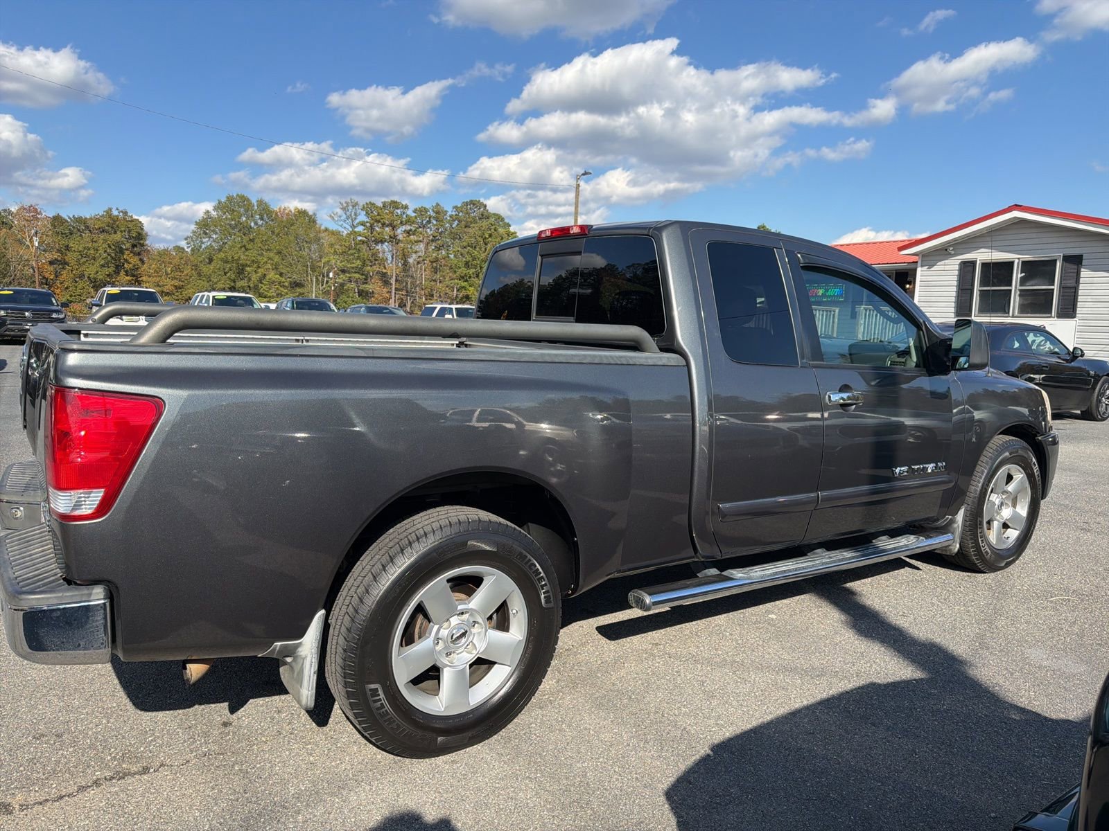 Used 2006 Nissan Titan SE image 4