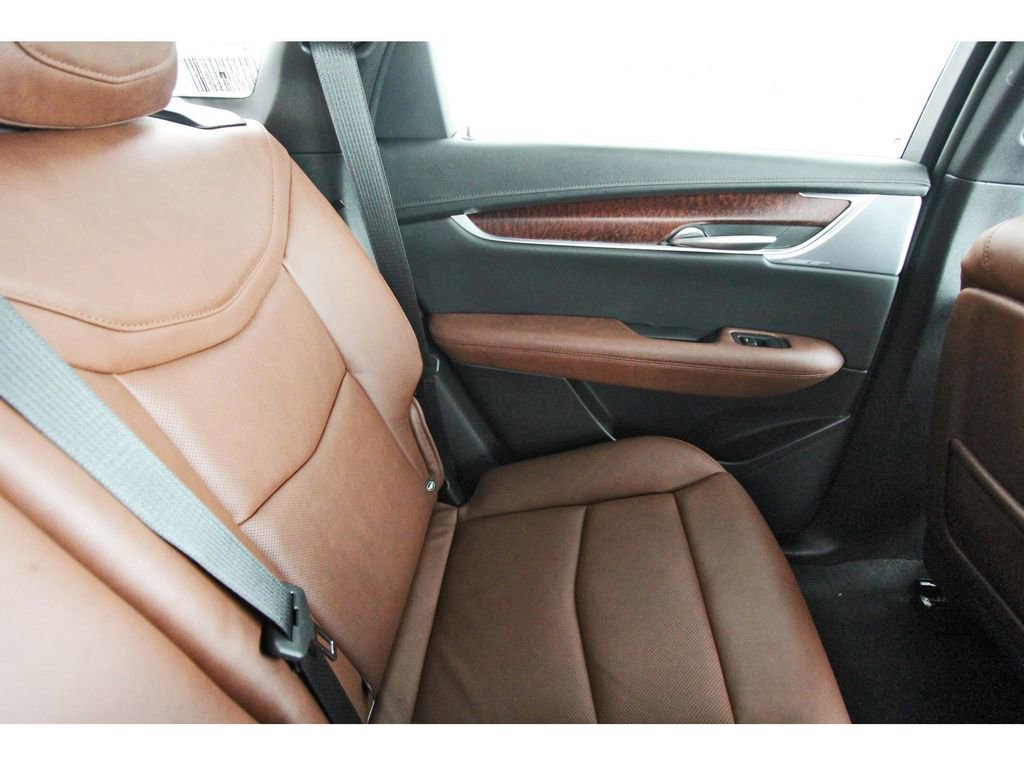 New 2026 Cadillac XT5 Premium Luxury w/ Driver Assist Package FWD image 11