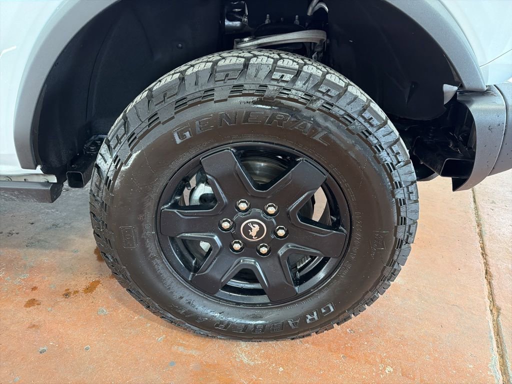 Used 2024 Ford Bronco Black Diamond image 10